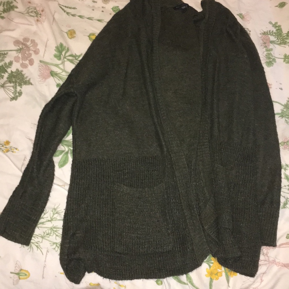 American eagle cardigan